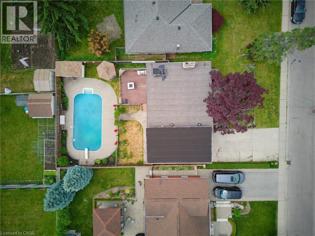 24 GRANDE Avenue - 40