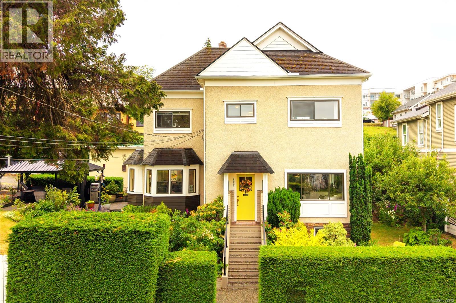 377 Milton St - 1
