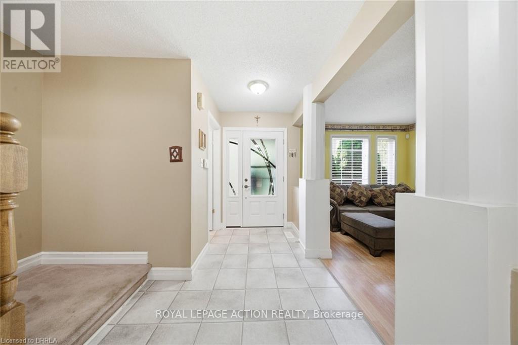 20 MELRAN DRIVE - 4