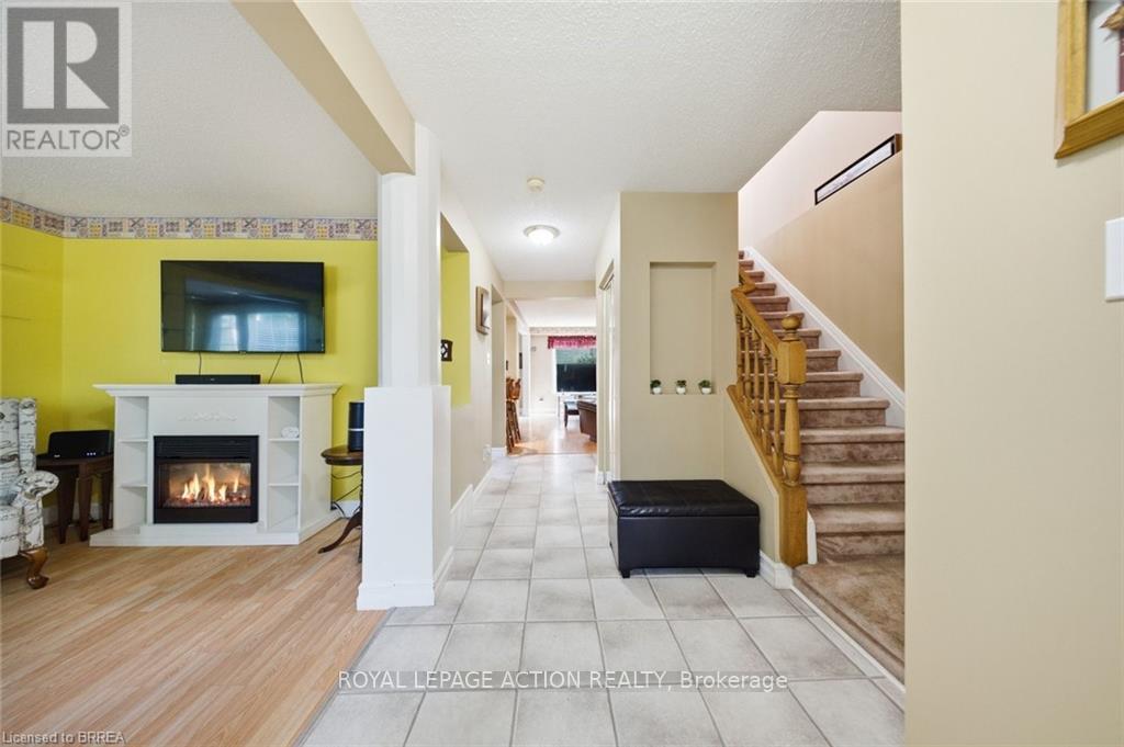 20 MELRAN DRIVE - 5