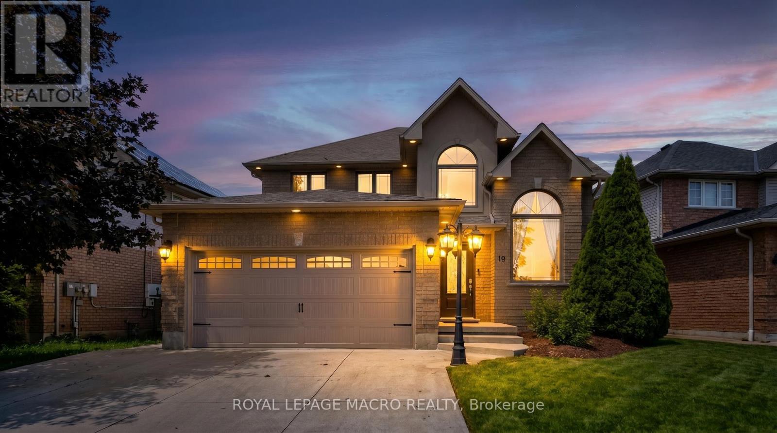 19 SONATA AVENUE - 2