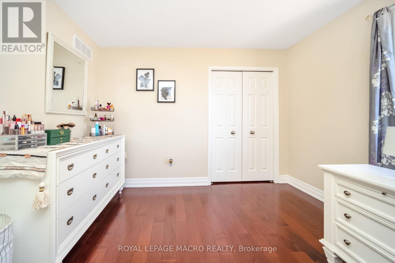 19 SONATA AVENUE - 22