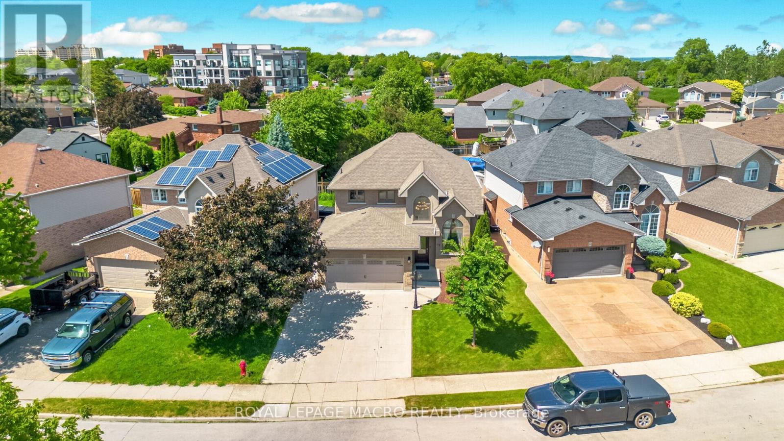 19 SONATA AVENUE - 38
