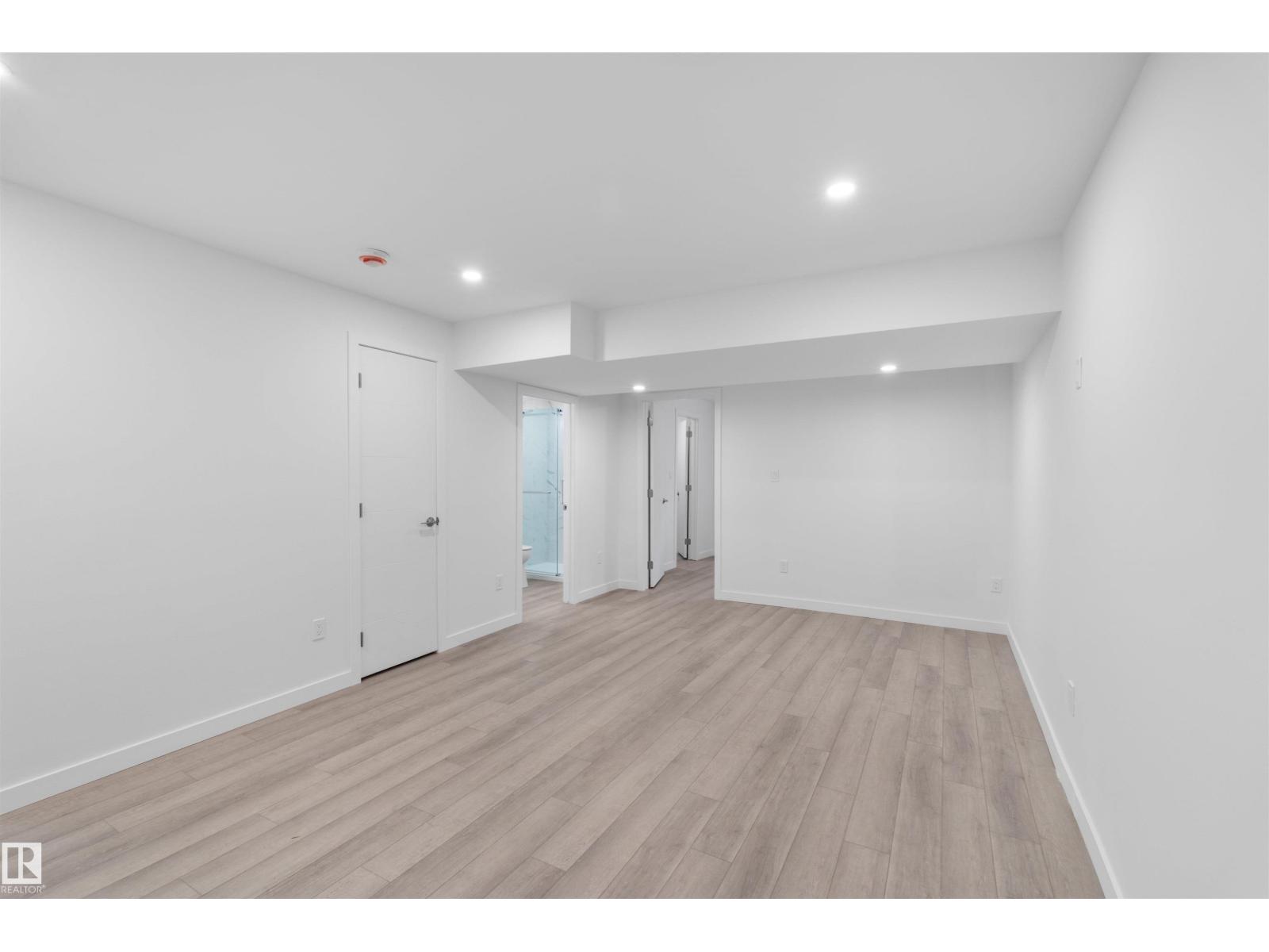 4016 ALLAN CR SW - 23