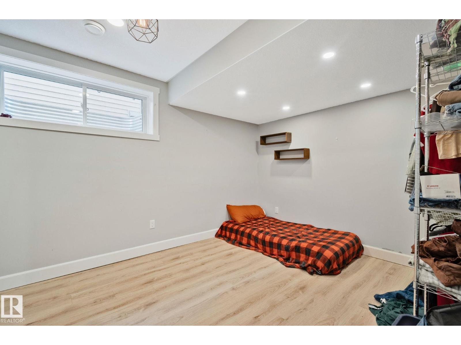 16404 136 ST NW — photo 28
