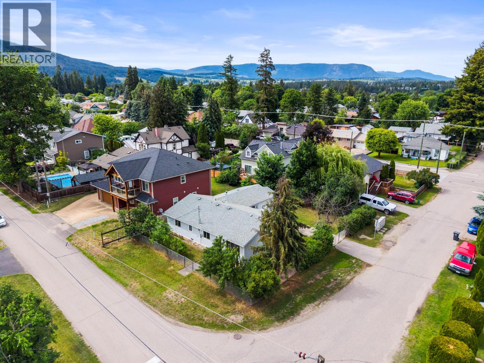 2820 Burns Avenue - 40