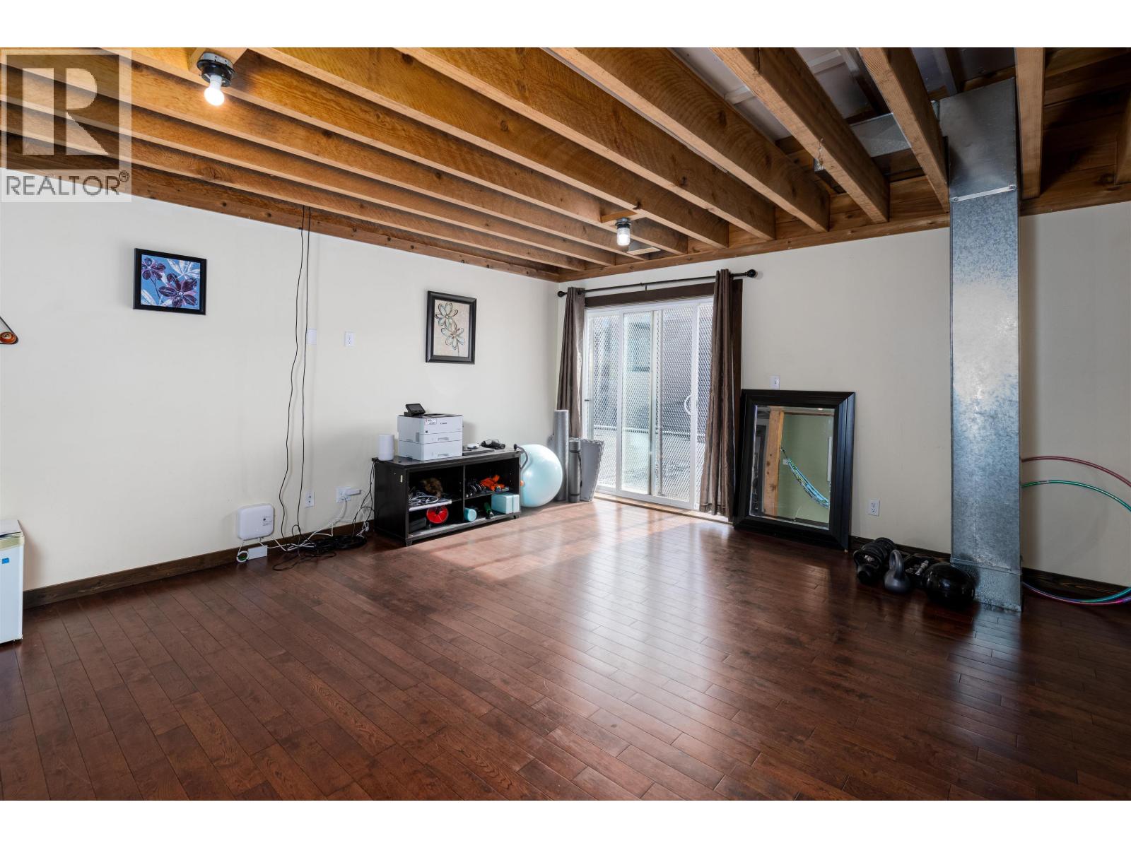 4552 LAKELSE Avenue, Terrace