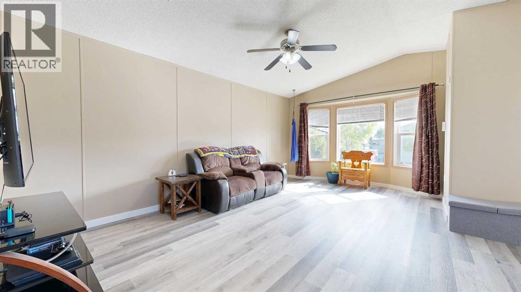 8620 89 Street — photo 7