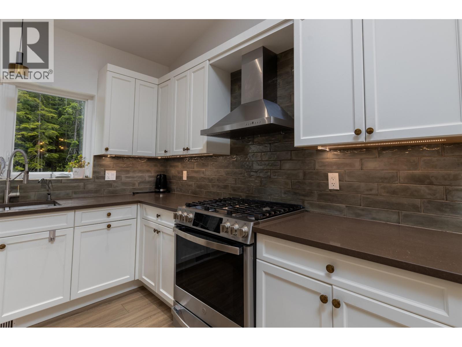 4755 JOHNSTON ROAD - 14