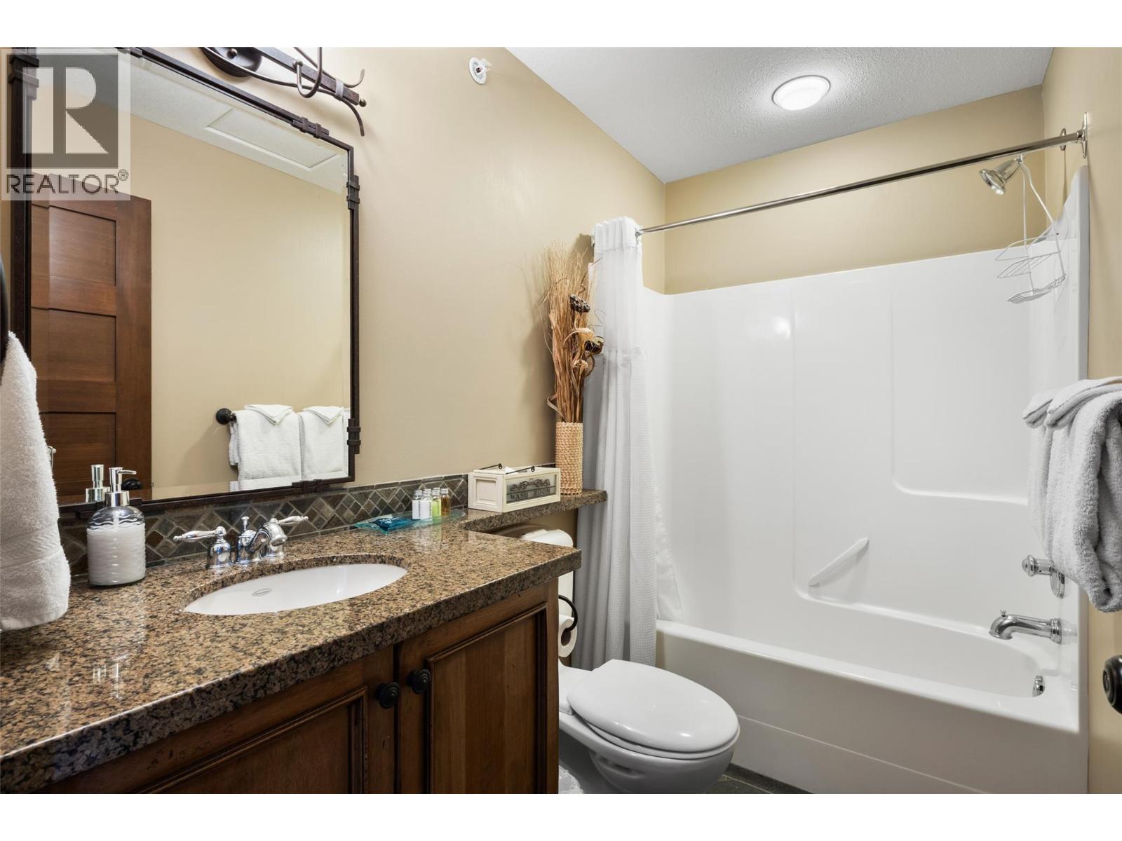 #16 5005 Valley Drive - 14