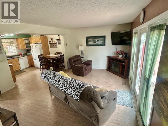 #7 5320 MOUNTAINVIEW DRIVE - 5