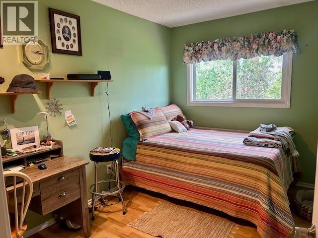 #7 5320 MOUNTAINVIEW DRIVE - 11