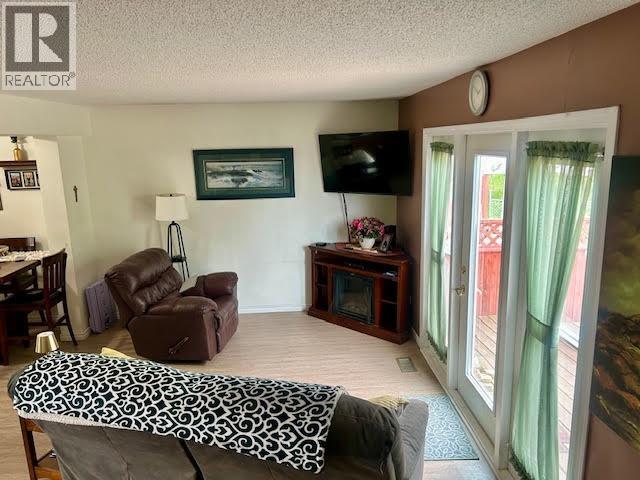 #7 5320 MOUNTAINVIEW DRIVE - 7