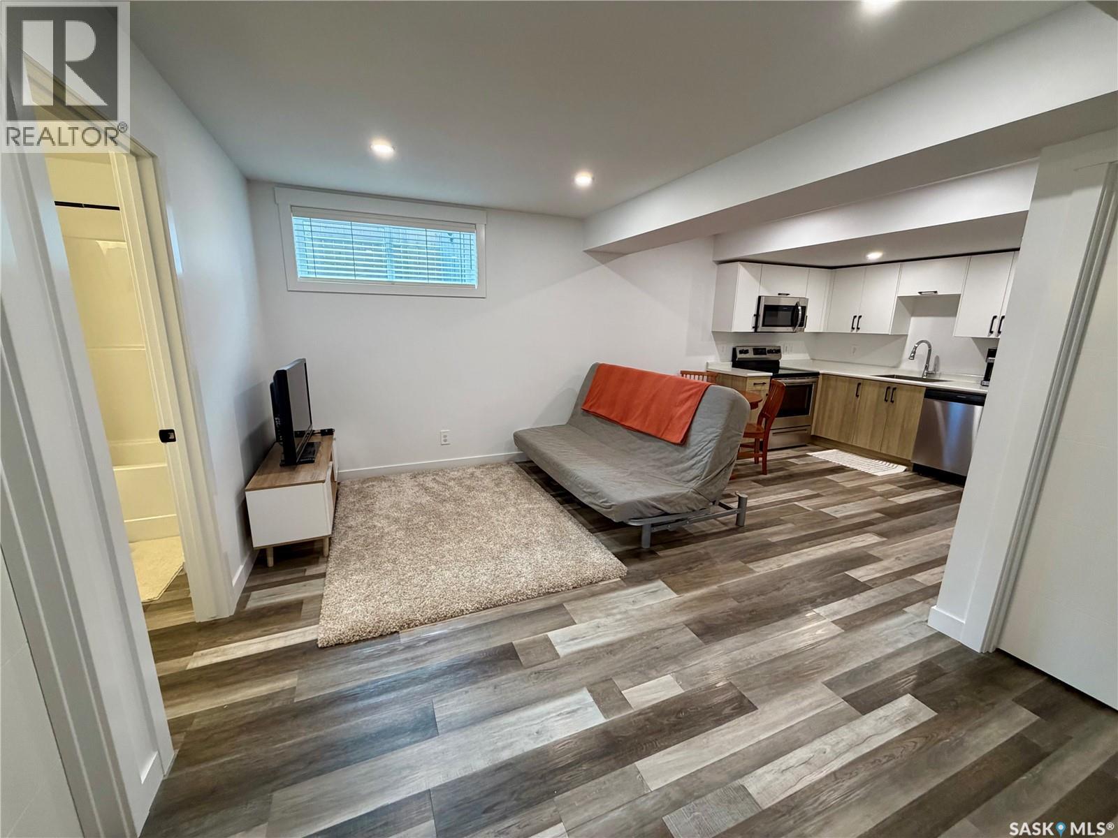 302 Chelsom MANOR — photo 27