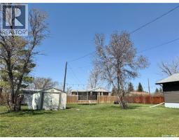 200 2nd Street W, Dinsmore, SK S0L0T0 Photo 32