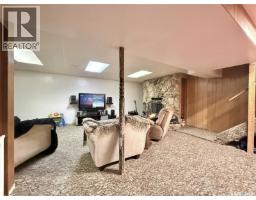 200 2nd Street W, Dinsmore, SK S0L0T0 Photo 22