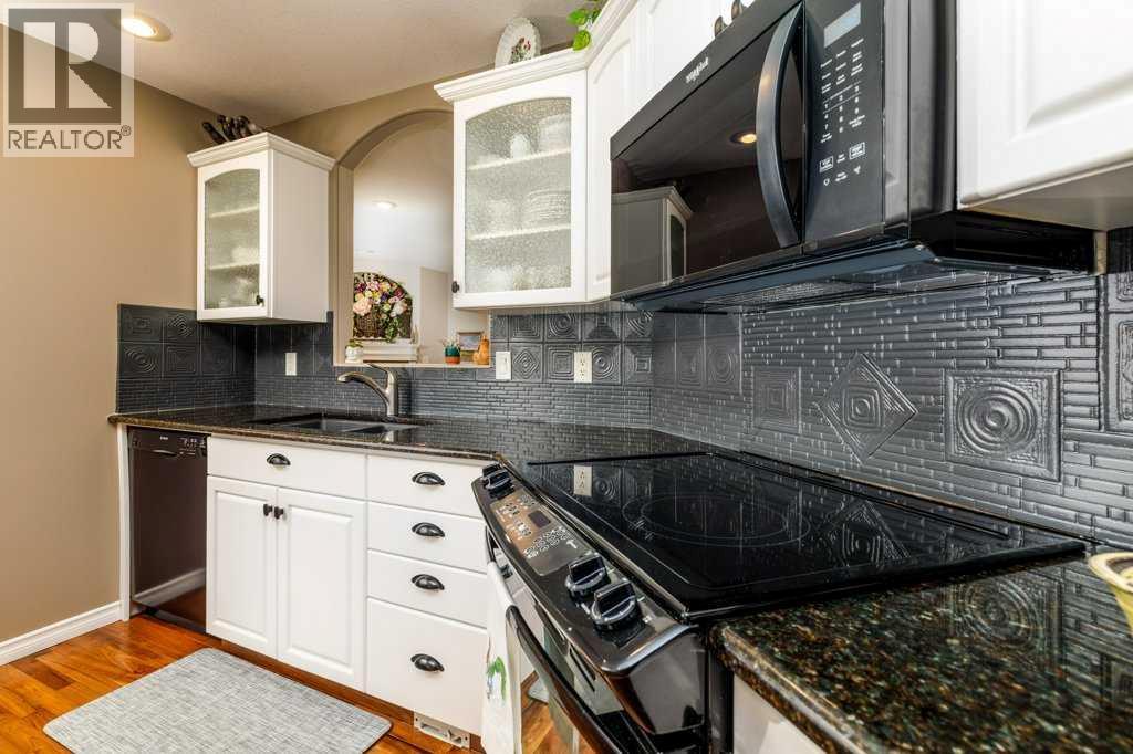 3550 Spruce Drive — photo 6