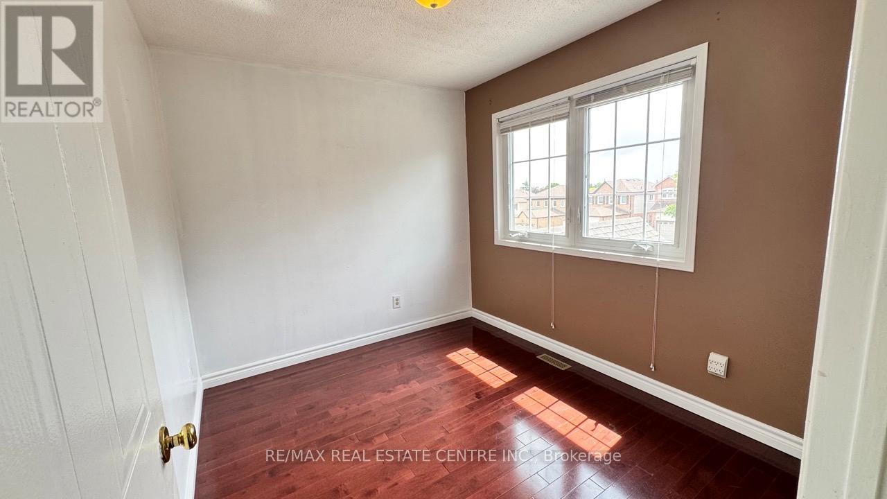 16 NECTARINE CRESCENT - Image 17