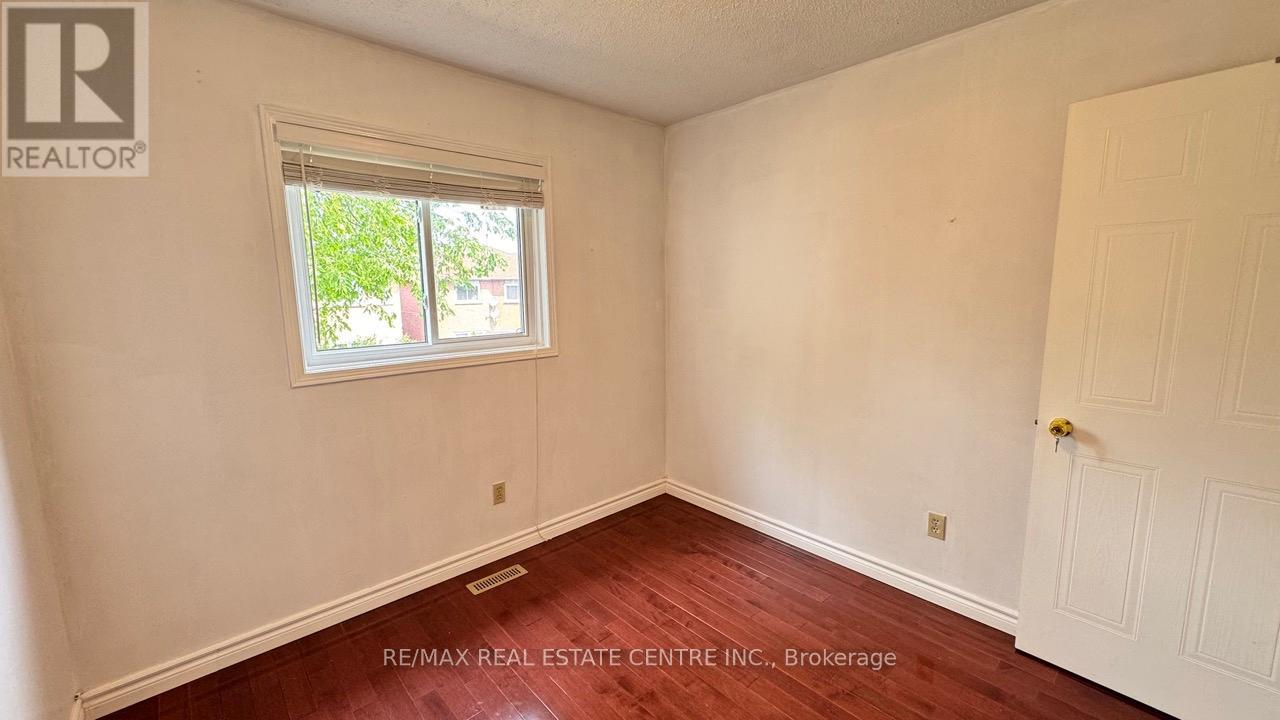 16 NECTARINE CRESCENT - Image 22