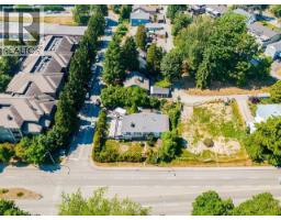 817 Sangster Place, New Westminster, BC V3L4L7 Photo 11