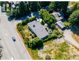 817 Sangster Place, New Westminster, BC V3L4L7 Photo 12