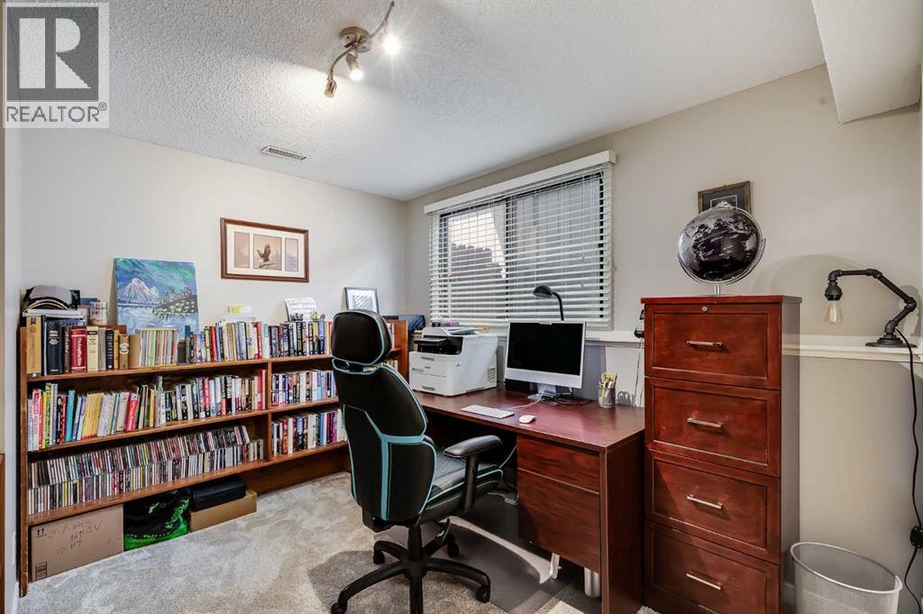 364 Silvergrove Place NW - 19