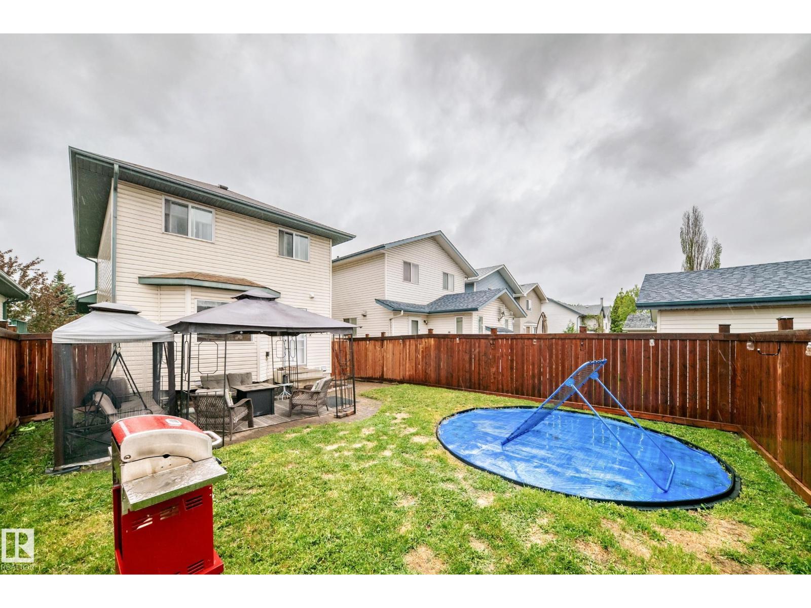 11831 9 AV NW — photo 30