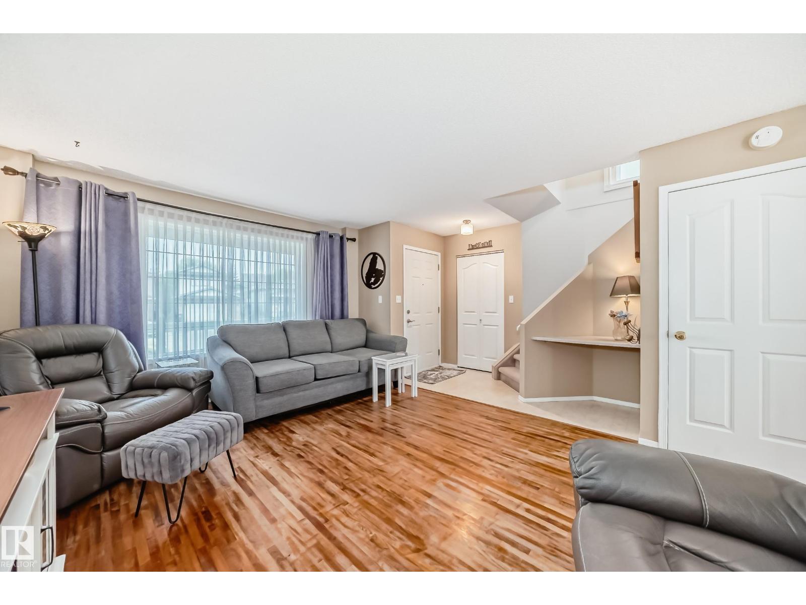 11831 9 AV NW — photo 6