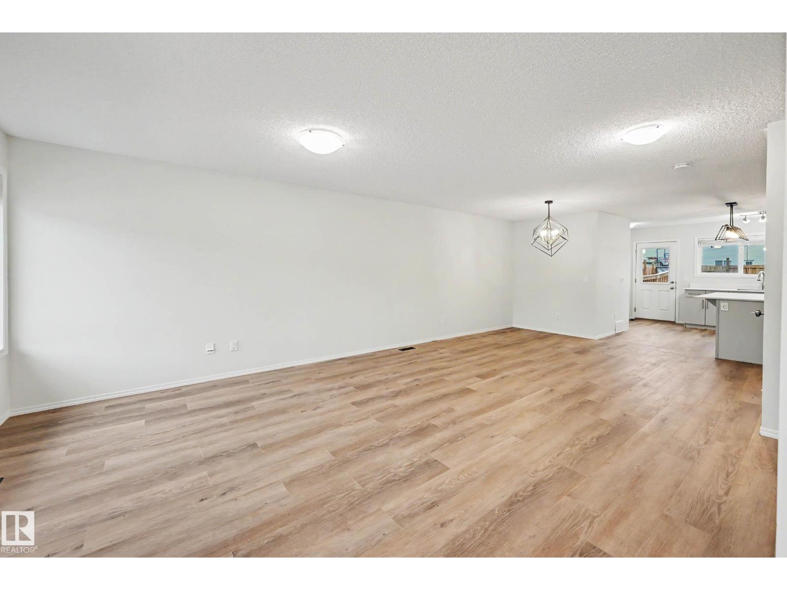 17633 63A ST NW — photo 7