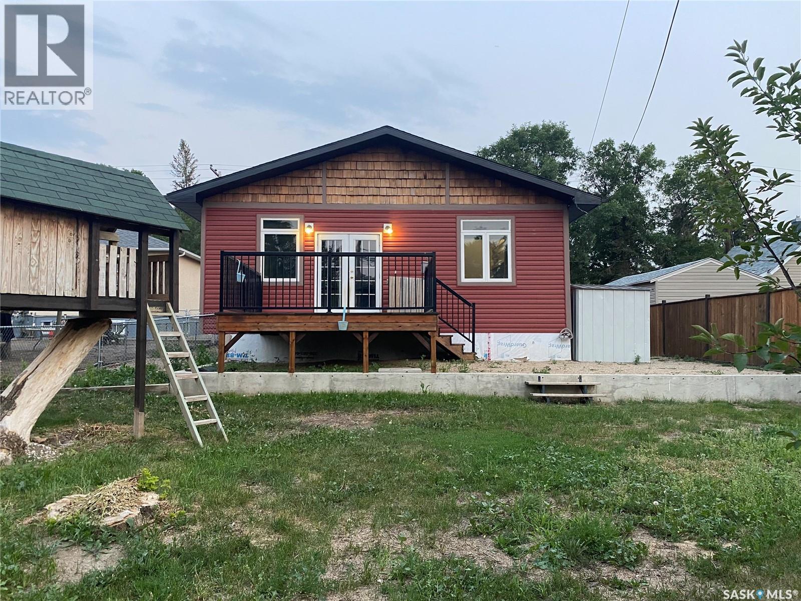 103 4th AVENUE SE - 19