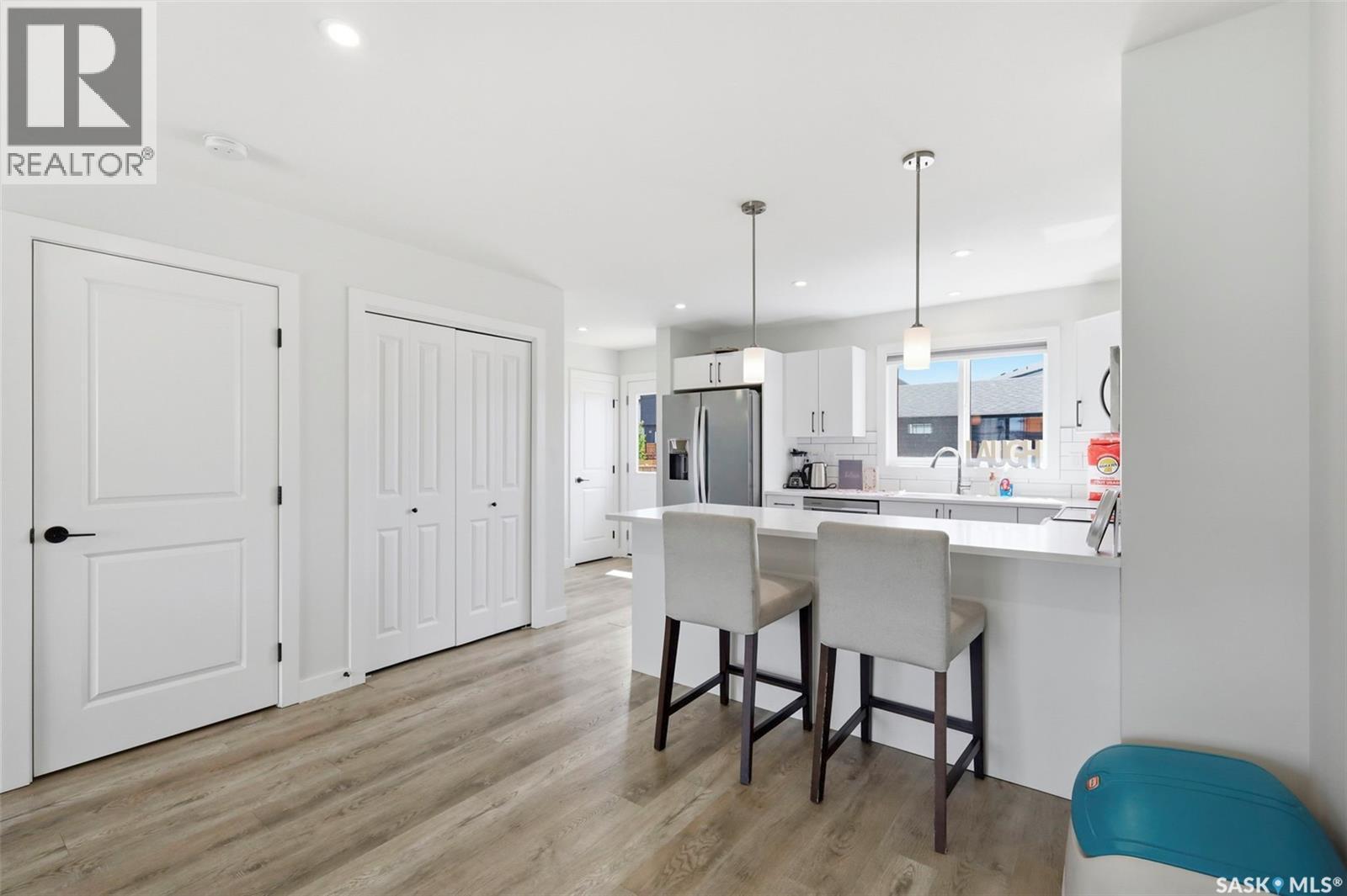 120 Westfield ROAD — photo 8