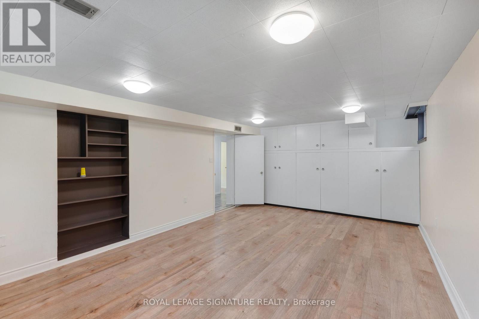 43 VIAMEDE CRESCENT - 29
