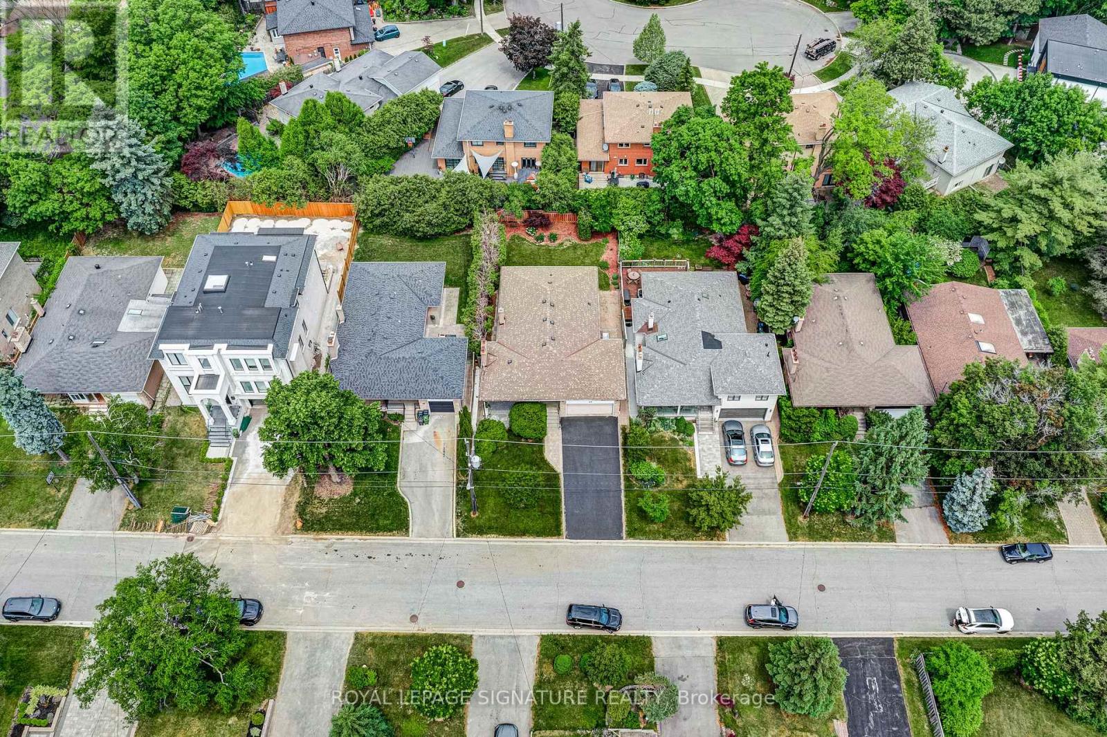 43 VIAMEDE CRESCENT - 39