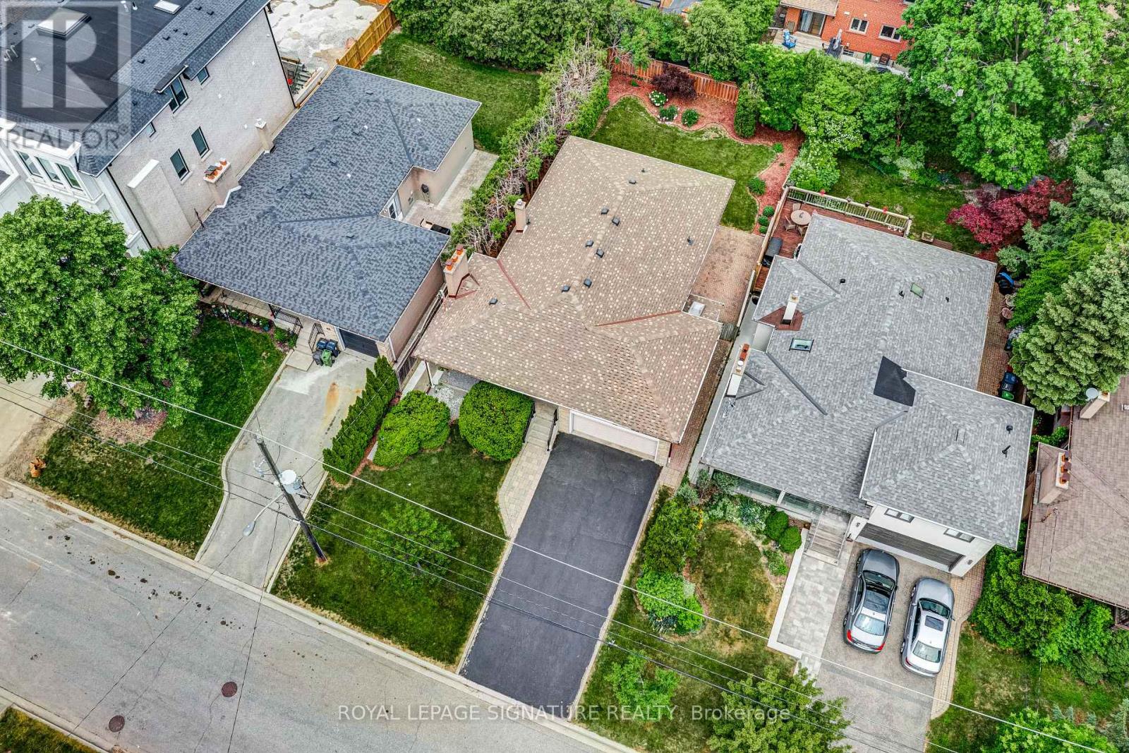 43 VIAMEDE CRESCENT - 41