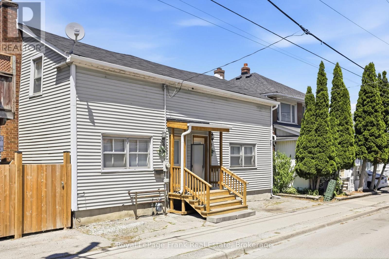 36 & 38 BRUCE STREET - 1
