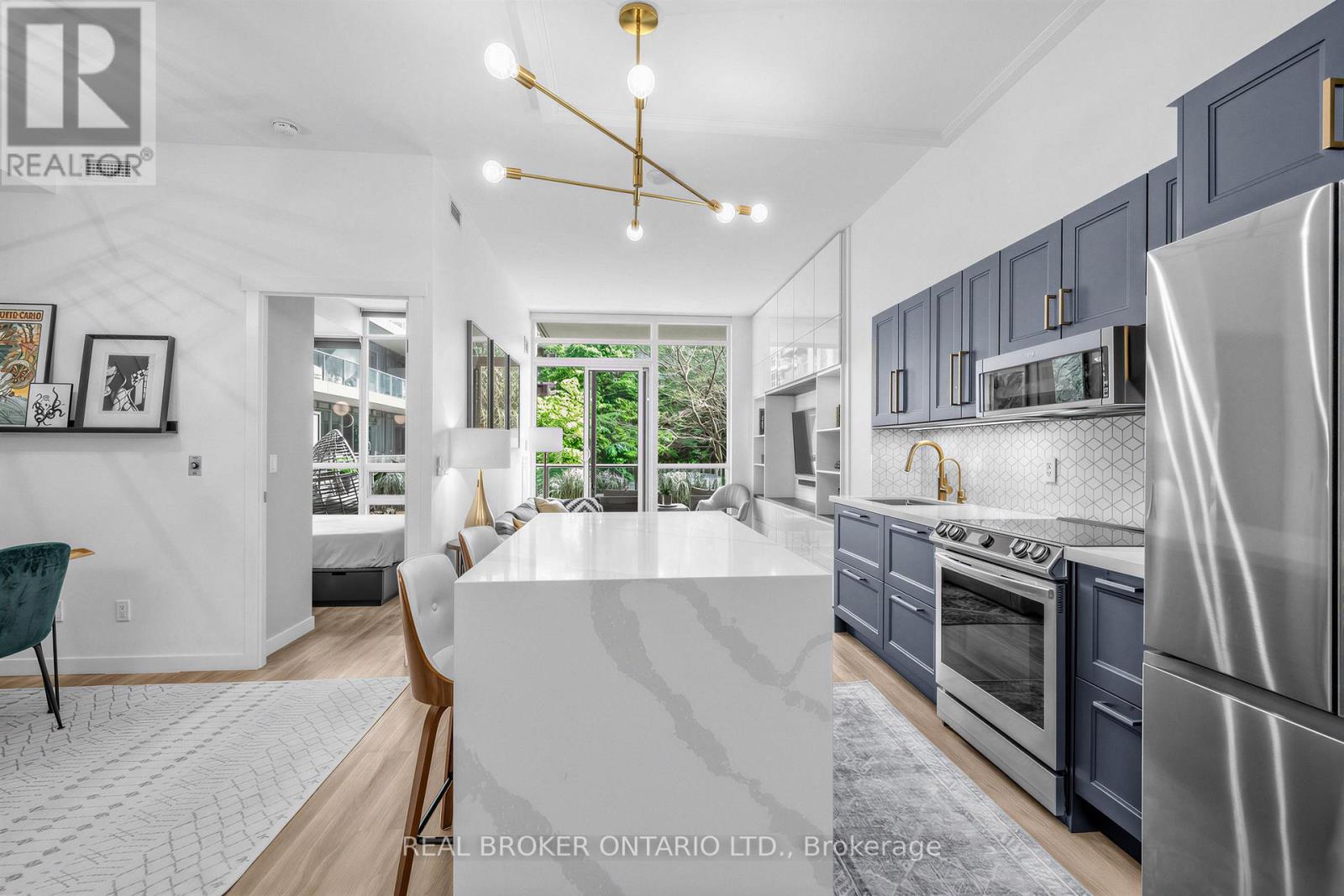 #260 209 FORT YORK BOULEVARD - 1