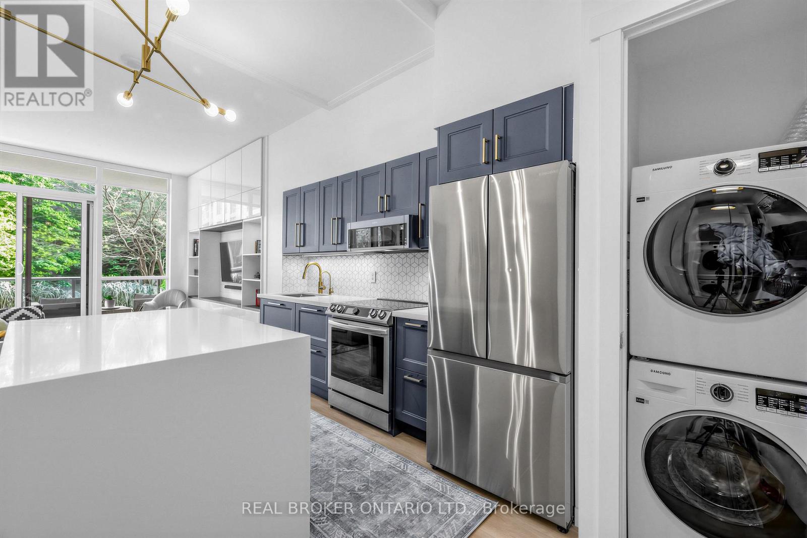 #260 209 FORT YORK BOULEVARD - 11