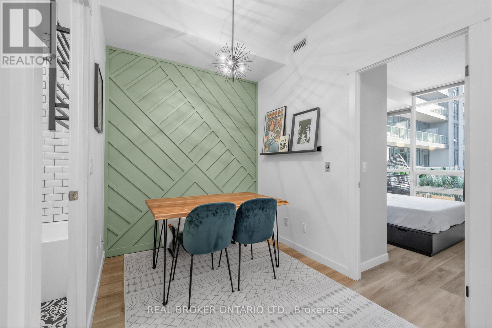 #260 209 FORT YORK BOULEVARD - 17