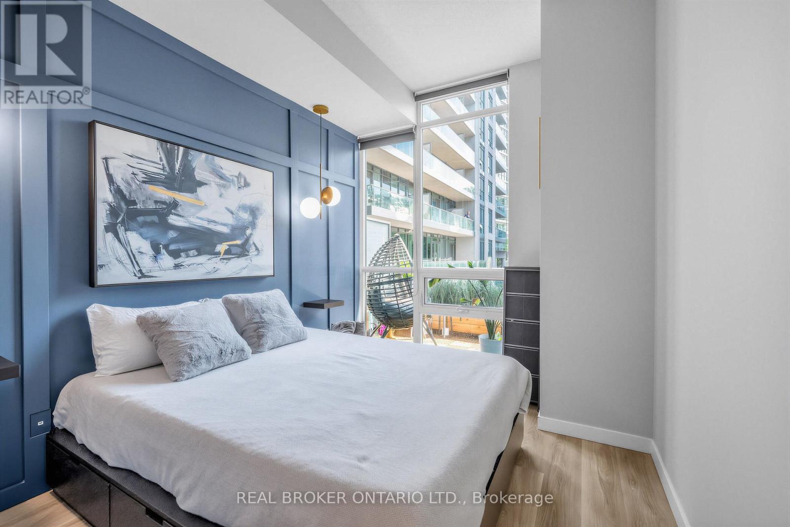 #260 209 FORT YORK BOULEVARD - 20