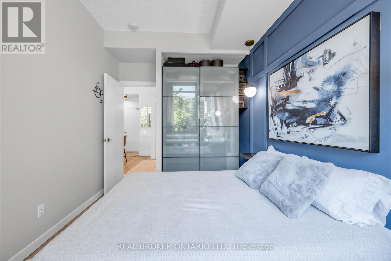 #260 209 FORT YORK BOULEVARD - 23