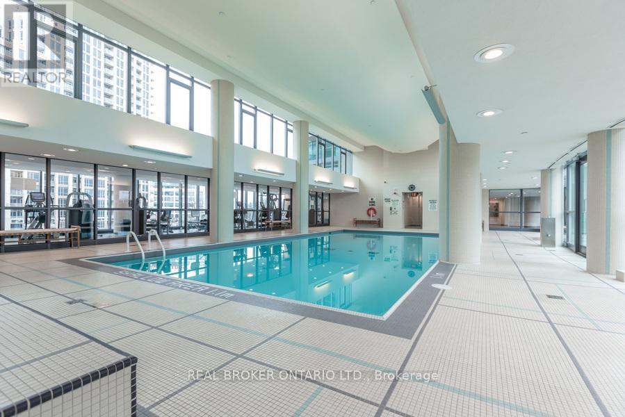 #260 209 FORT YORK BOULEVARD - 29