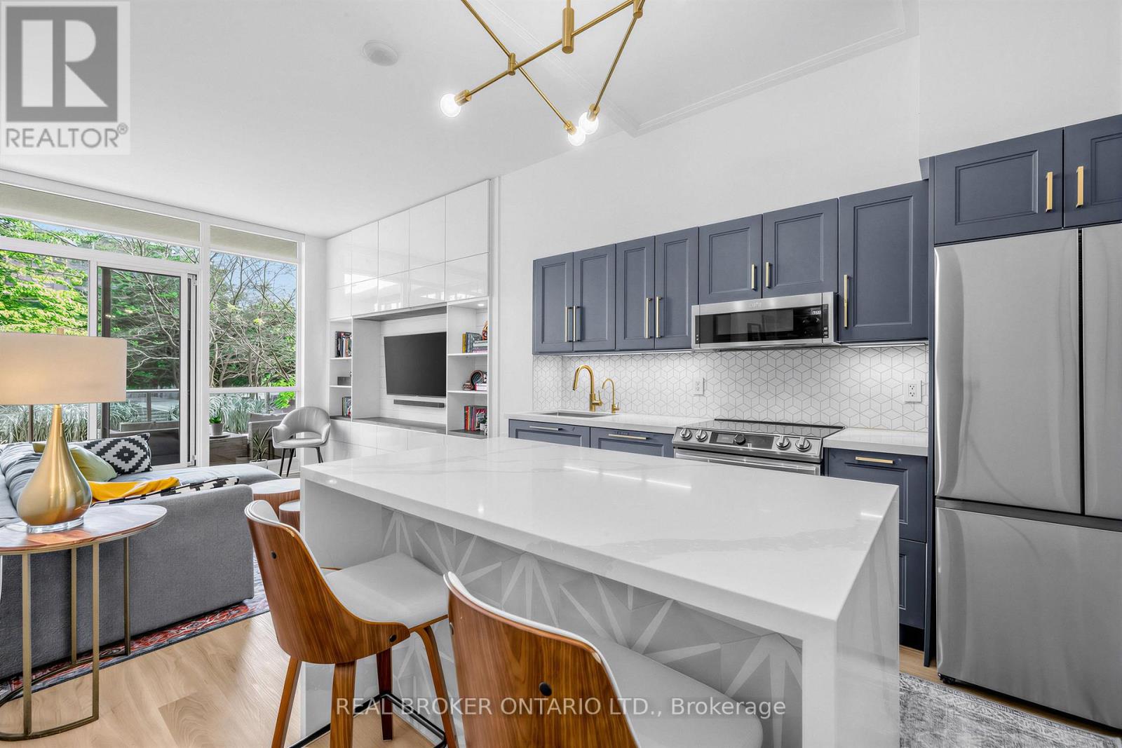 #260 209 FORT YORK BOULEVARD - 7