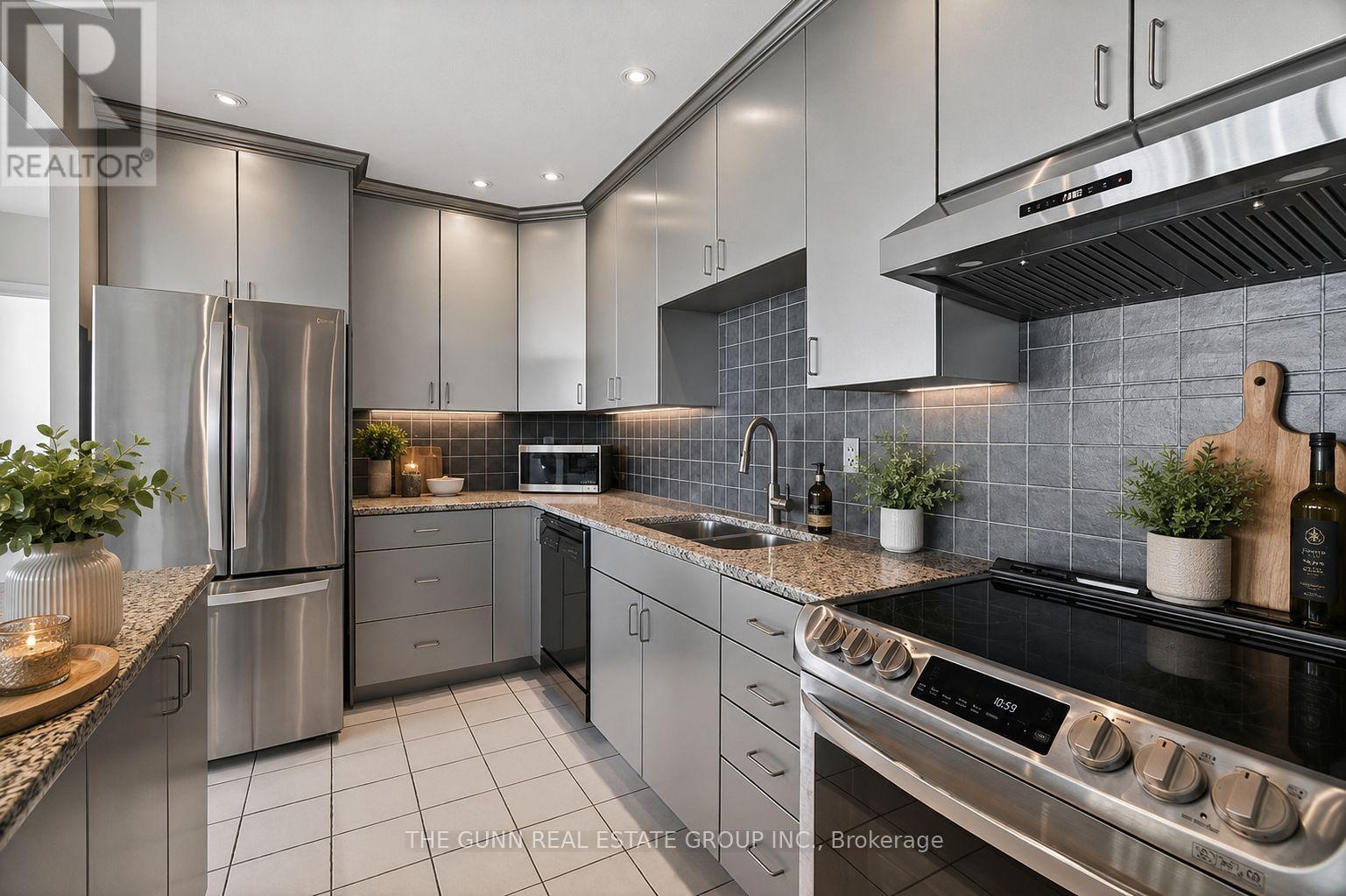 #607 549 RIDOUT STREET - 18