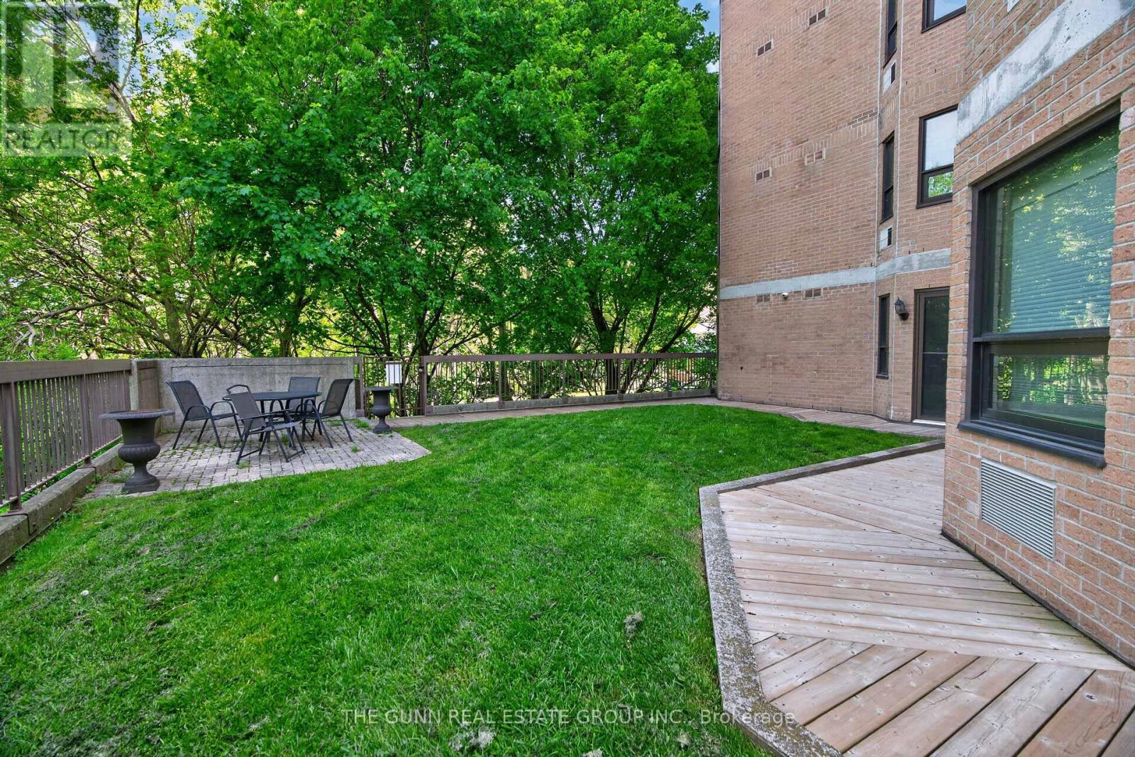 #607 549 RIDOUT STREET - 33