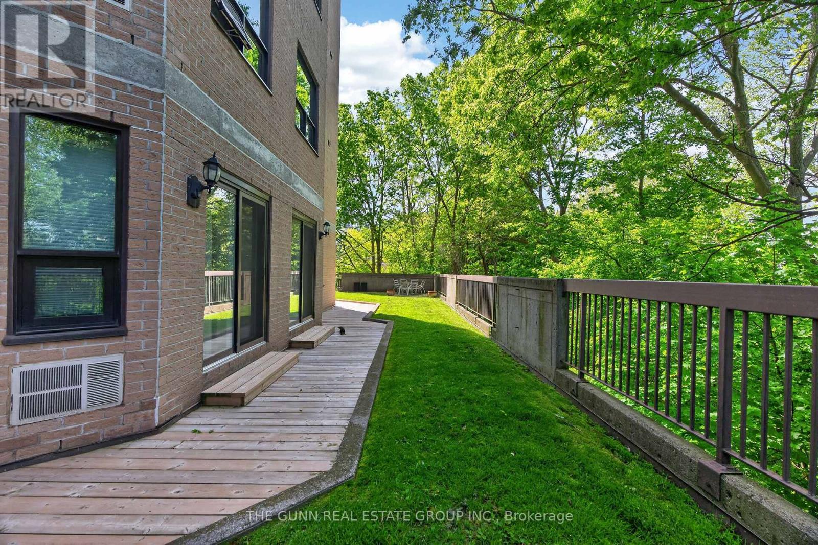 #607 549 RIDOUT STREET - 36