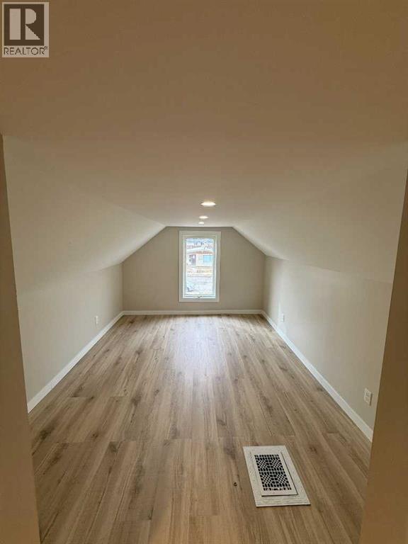 419 12 Street N - 22