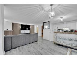 203 7064 133b Street, Surrey, BC V3W8A4 Photo 8