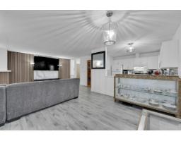 203 7064 133b Street, Surrey, BC V3W8A4 Photo 9