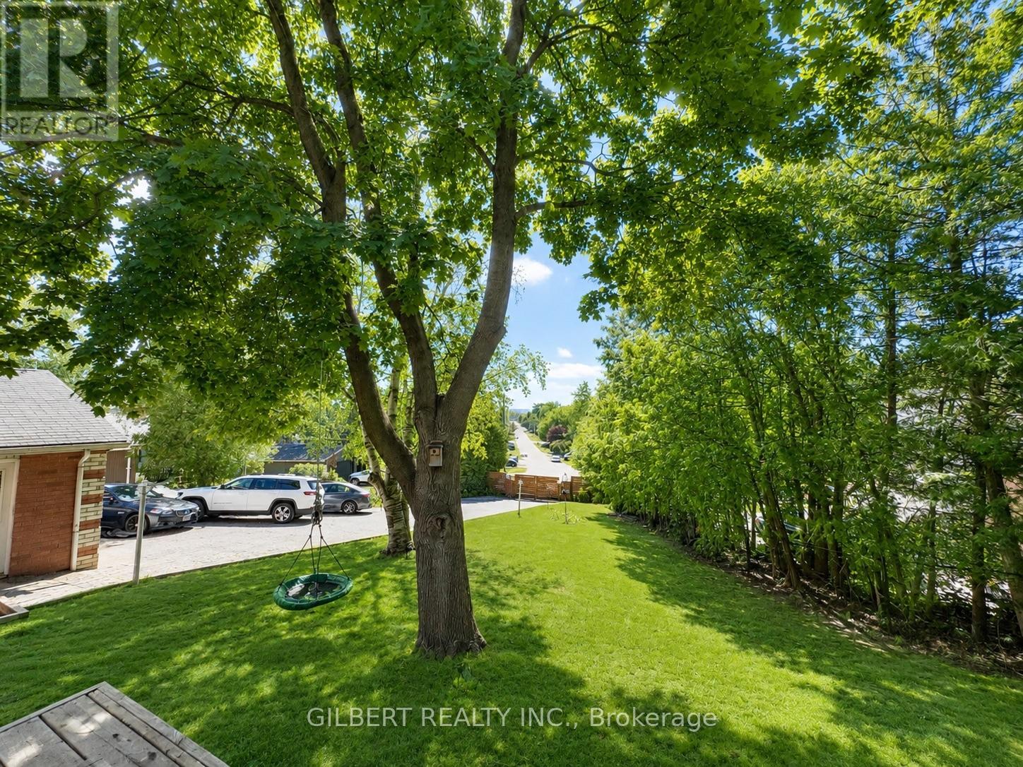 313 WINNIFRED DRIVE - 32