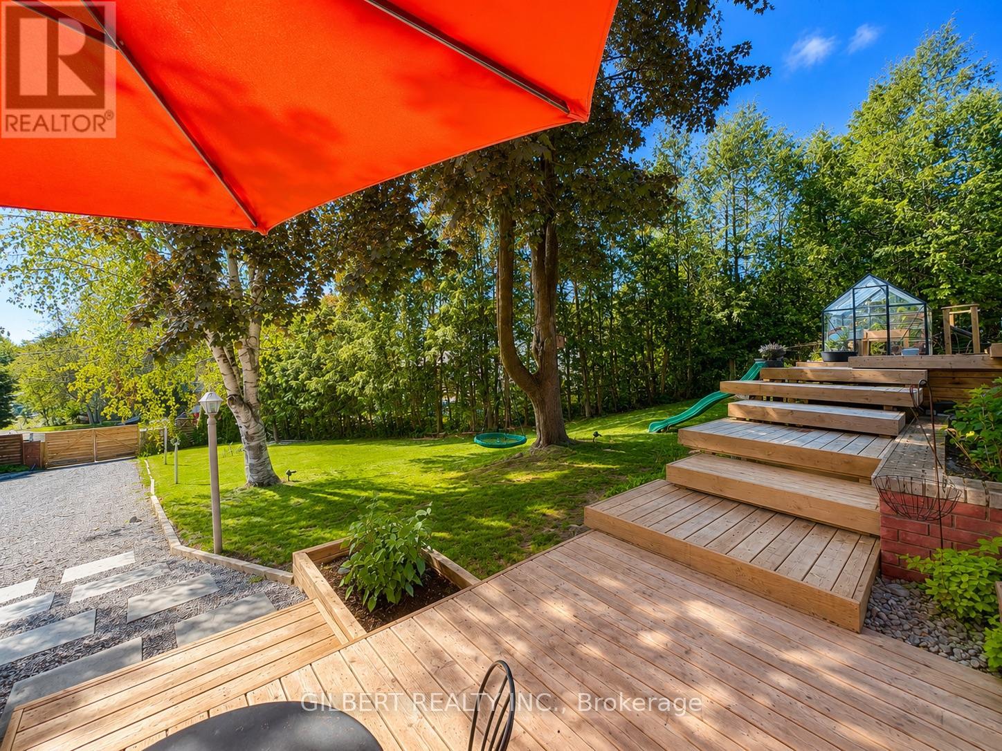 313 WINNIFRED DRIVE - 35